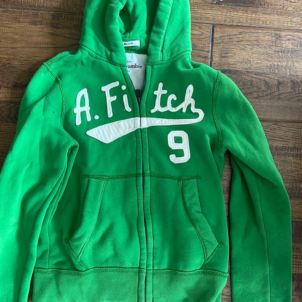 Boy’s Abercrombie Sweatshirt